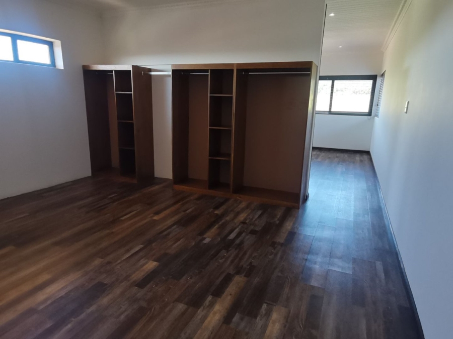 5 Bedroom Property for Sale in Royalston Residential Estate and Wildlife Reserve Eastern Cape